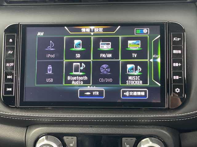 日産 キックス X 愛知県 2024(令6)年 2.8万km ブリリアントホワイトパール 禁煙車/ワンオーナー/純正9インチナビ/（CD/DVD/Bluetooth/フルセグTV/USB/SD)/全方位カメラ/プロパイロット/衝突軽減ブレーキ/クリアランスソナー/レーンキープアシスト/オートマチックハイビーム/レーダークルーズコントロール/デジタルインナーミラー/ドライブレコーダー/ETC/ハーフレザーシート/シートヒーター/ステアリングヒーター/純正17インチアルミホイール/スマートキー/スペアキー１本/プッシュスタート/LEDヘッドライト/フロントフォグランプ/オートライト/純正フロアマット/横滑り防止装置/電動格納ミラー/電子パーキングブレーキ/オートホールド