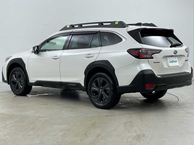 スバル アウトバック X－ブレイクEX 道央・札幌 2022(令4)年 2.6万km クリスタルホワイトP ・4WD/・アイサイトX/・純正ナビ＆TV＆BT＆Applecarplay/AndroidAuto/・ハーマンカードンサウンドシステム/・寒冷地仕様/・バックカメラ/・レザーシート/・D/Nパワーシート/・シートヒーター全席/・ステアリングヒーター/・パワーバックドア/・クルーズコントロール/・LEDヘッドライト/・TVキャンセラー/・パドルシフト