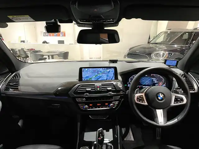 ＢＭＷ Ｘ３ xDrive20d Mスポーツ 道央・札幌 2021(令3)年 3万km サファイアブラックP メタリックペイント/ハイラインパッケージ/・ヴァーネスカレザーシート/・リアシートヒーティング/・ランバーサポート/・ポプラグレーファインウッドインテリアトリム/OP20インチアロイホイール/ドライビングアシストプラス/パーキングアシストプラス/360°カメラ/アンビエントライト/ヘッドアップディスプレイ/本革シート、シートヒーター/HiFiスピーカー