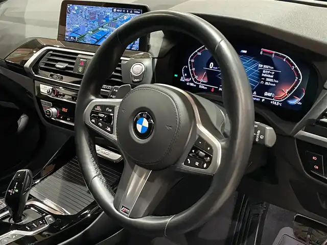 ＢＭＷ Ｘ３ xDrive20d Mスポーツ 道央・札幌 2021(令3)年 3万km サファイアブラックP メタリックペイント/ハイラインパッケージ/・ヴァーネスカレザーシート/・リアシートヒーティング/・ランバーサポート/・ポプラグレーファインウッドインテリアトリム/OP20インチアロイホイール/ドライビングアシストプラス/パーキングアシストプラス/360°カメラ/アンビエントライト/ヘッドアップディスプレイ/本革シート、シートヒーター/HiFiスピーカー
