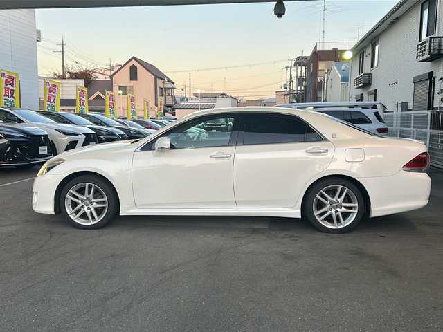 トヨタ クラウン アスリート アニバーサリーエディション 京都府 2012(平24)年 16.5万km ホワイトパールクリスタルシャイン 純正8インチナビ/ワンセグテレビ/走行中視聴可能/DVD視聴可能/Bluetooth/バックカメラ/サンルーフ/本革シート/メモリーパワーシート/シートヒーター＆ベンチレーション/電動リアサンシェード/クルーズコントロール/禁煙車/ビルトインETC/フォグランプ/電動格納ミラー/ウィンカーミラー