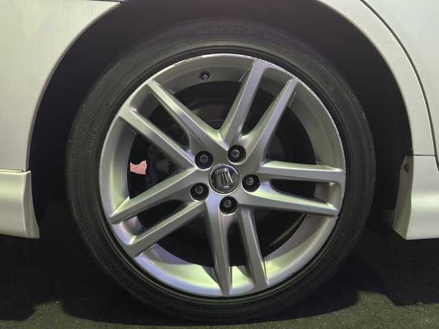 トヨタ クラウン アスリート アニバーサリーエディション 京都府 2012(平24)年 16.5万km ホワイトパールクリスタルシャイン 純正8インチナビ/ワンセグテレビ/走行中視聴可能/DVD視聴可能/Bluetooth/バックカメラ/サンルーフ/本革シート/メモリーパワーシート/シートヒーター＆ベンチレーション/電動リアサンシェード/クルーズコントロール/禁煙車/ビルトインETC/フォグランプ/電動格納ミラー/ウィンカーミラー