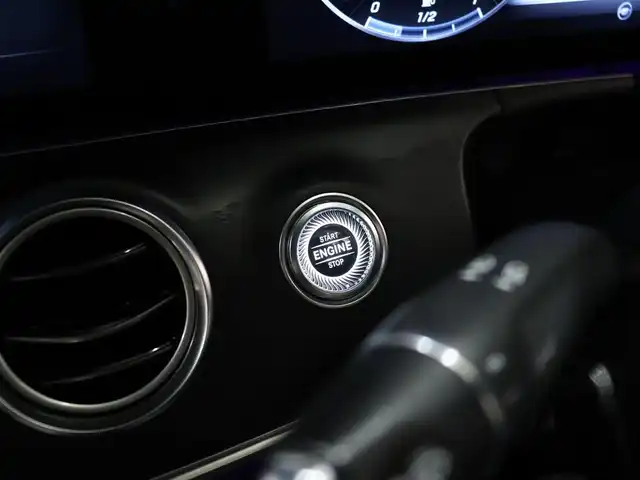 メルセデス・ベンツ Ｅ２５０ アバンギャルド スポーツ 静岡県 2016(平28)年 10.6万km ポーラホワイト ACC LKA BSM /ハーフレザー /シートヒーター /AppleCarplay /ナビ TV BT SD /360°カメラ /自動パーキング /電動トランク /コーナーセンサー /LEDヘッドライト /ドラレコ /パドルシフト /ETC2.0 /スマートキーｘ２