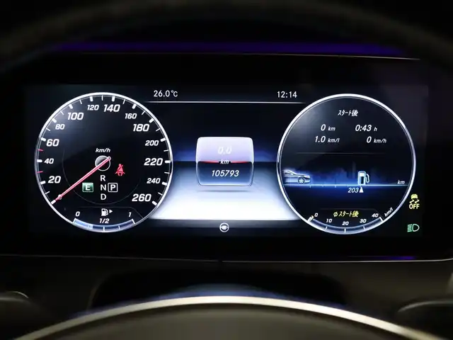 メルセデス・ベンツ Ｅ２５０ アバンギャルド スポーツ 静岡県 2016(平28)年 10.6万km ポーラホワイト ACC LKA BSM /ハーフレザー /シートヒーター /AppleCarplay /ナビ TV BT SD /360°カメラ /自動パーキング /電動トランク /コーナーセンサー /LEDヘッドライト /ドラレコ /パドルシフト /ETC2.0 /スマートキーｘ２