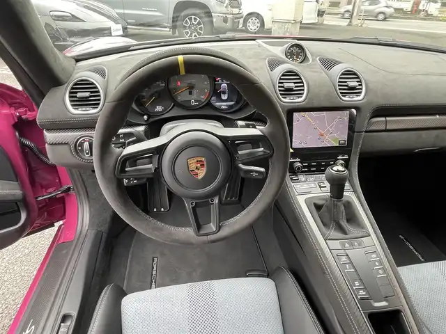 ポルシェ ポルシェ ７１８スパイダー RS 神奈川県 2025(令7)年 0.1万km パープル ヴァイザッハパッケージ/特注カラー：ルービースターネオ/ワンオーナー/サテンネオジム塗装20インチAW/ポルシェセラミックブレーキ(PCCB)/カーボンフロントリッド/フロントリフト/LEDヘッドライト/スポーツクロノパッケージ/PASM/純正フルバケットシート/純正メモリーナビ/純正USB/BT/SD再生/バックモニター/ETC2.0/クルーズコントロール/コーナーセンサー/キーレス×2/アイドリングストップ/純正フロアマット/保証書・取説あり