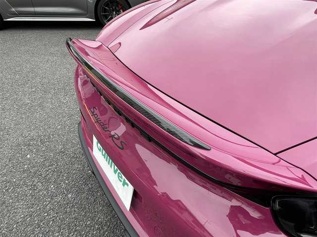 ポルシェ ポルシェ ７１８スパイダー RS 神奈川県 2025(令7)年 0.1万km パープル ヴァイザッハパッケージ/特注カラー：ルービースターネオ/ワンオーナー/サテンネオジム塗装20インチAW/ポルシェセラミックブレーキ(PCCB)/カーボンフロントリッド/フロントリフト/LEDヘッドライト/スポーツクロノパッケージ/PASM/純正フルバケットシート/純正メモリーナビ/純正USB/BT/SD再生/バックモニター/ETC2.0/クルーズコントロール/コーナーセンサー/キーレス×2/アイドリングストップ/純正フロアマット/保証書・取説あり