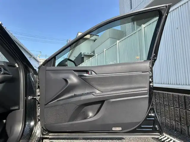 トヨタ カムリ WS 愛知県 2019(平31)年 9.6万km アティチュードブラックマイカ ワンオーナー/純正ナビ/BT/フルセグTV/CD/DVD/バックカメラ/前後クリアランスソナー/ETC/クルーズコントロール/ハーフレザーシート/パワーシート/パワーバックドア/モデリスタ17インチアルミホイール/ToyotaSafetySense/PCS　プリクラッシュセーフティ/LDA　レーンディパーチャーアラート/レーダークルーズコントロール/BSM　ブラインドスポットモニター/パドルシフト/オートハイビーム