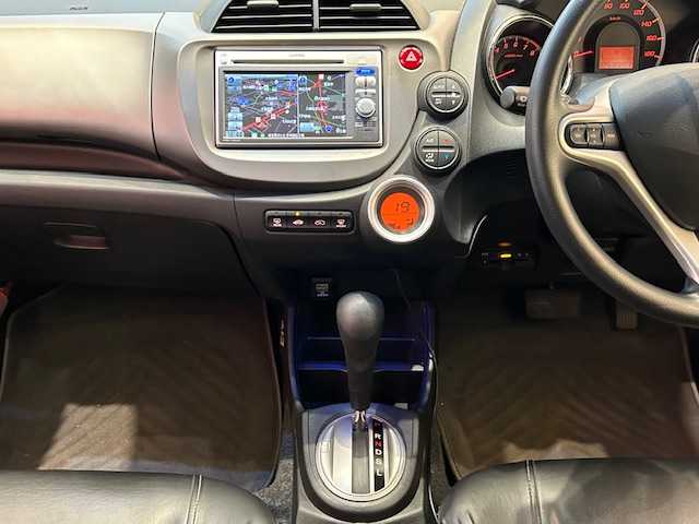 ホンダ フィット G スマートセレクション 埼玉県 2013(平25)年 5.3万km ピュアブルーメタリック 純正メモリーナビ/ CD/USB/ワンセグ/バックカメラ/HIDオートライト/ETC/スマートキー/禁煙車