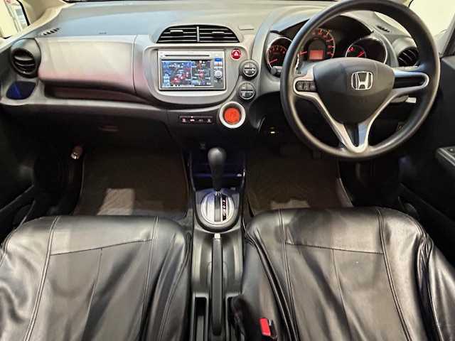 ホンダ フィット G スマートセレクション 埼玉県 2013(平25)年 5.3万km ピュアブルーメタリック 純正メモリーナビ/ CD/USB/ワンセグ/バックカメラ/HIDオートライト/ETC/スマートキー/禁煙車