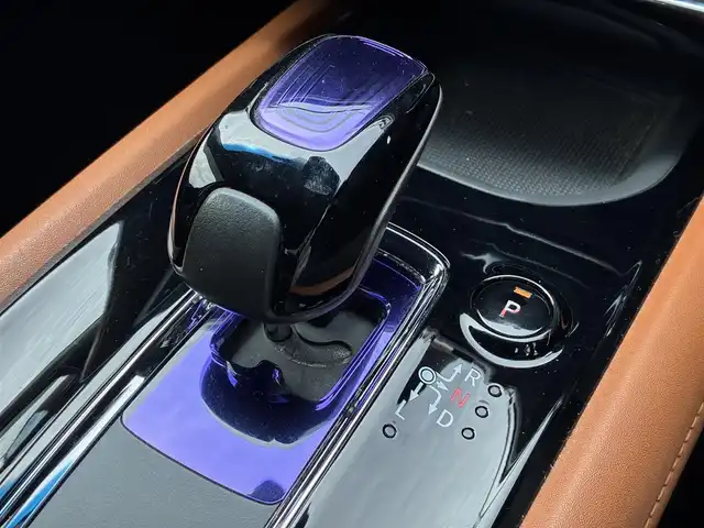 ホンダ ヴェゼル ハイブリッド Z 熊本県 2015(平27)年 11.2万km ミスティックグリーンパール ルーフレール/純正SDナビ(VXM-152VFi)/【フルセグTV/SD/CD/DVD/Bluetooth】/バックカメラ/クルーズコントロール/車両接近通報装置/ハーフレザーシート/前席シートヒーター/パドルシフト/オートLEDライト/ビルトインETC/ドライブレコーダー/横滑り防止装置/盗難防止装置/純正フロアマット/カーテンエアバッグ/プッシュスタート/スマートキー/スペアキー/取扱説明/保証書