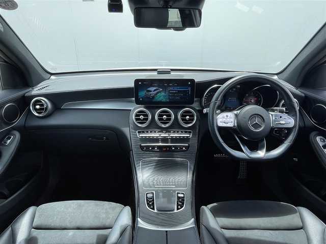 メルセデス・ベンツ ＧＬＣ２２０ d 4マチック AMGライン 東京都 2019(令1)年 4.3万km 白 パノラマルーフ/純正ナビ/フルセグTV/360°カメラ/ハーフレザーシート/シートヒーター/アンビエントライト/ワイヤレス充電/ACC/LKA/BSM