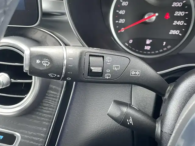 メルセデス・ベンツ ＧＬＣ２２０ d 4マチック AMGライン 東京都 2019(令1)年 4.3万km 白 パノラマルーフ/純正ナビ/フルセグTV/360°カメラ/ハーフレザーシート/シートヒーター/アンビエントライト/ワイヤレス充電/ACC/LKA/BSM