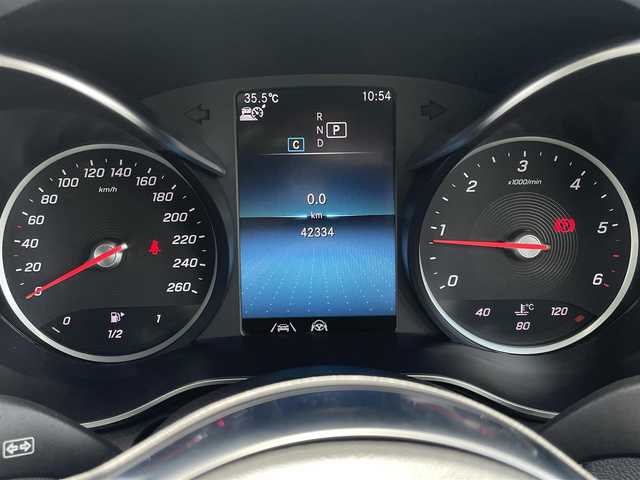 メルセデス・ベンツ ＧＬＣ２２０ d 4マチック AMGライン 東京都 2019(令1)年 4.3万km 白 パノラマルーフ/純正ナビ/フルセグTV/360°カメラ/ハーフレザーシート/シートヒーター/アンビエントライト/ワイヤレス充電/ACC/LKA/BSM
