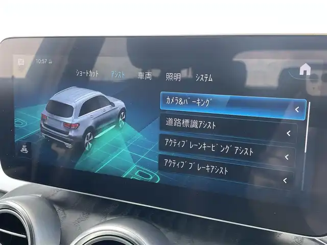 メルセデス・ベンツ ＧＬＣ２２０ d 4マチック AMGライン 東京都 2019(令1)年 4.3万km 白 パノラマルーフ/純正ナビ/フルセグTV/360°カメラ/ハーフレザーシート/シートヒーター/アンビエントライト/ワイヤレス充電/ACC/LKA/BSM