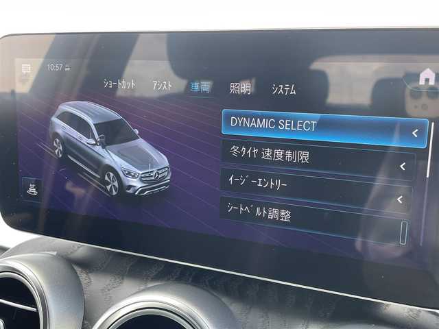 メルセデス・ベンツ ＧＬＣ２２０ d 4マチック AMGライン 東京都 2019(令1)年 4.3万km 白 パノラマルーフ/純正ナビ/フルセグTV/360°カメラ/ハーフレザーシート/シートヒーター/アンビエントライト/ワイヤレス充電/ACC/LKA/BSM