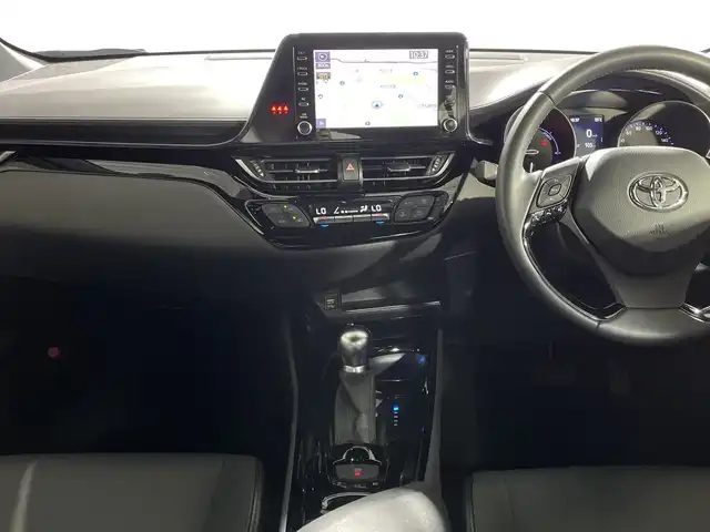 トヨタ Ｃ－ＨＲ G モード ネロセーフティプラスⅡ 神奈川県 2021(令3)年 4.2万km ブラックマイカ トヨタセーフティセンス/純正メーカーオプションDA/・ナビ/BT/MiraCast/USB/AM/FM/アラウンドビューモニター/BSM/ビルトインETC/前後ドライブレコーダー/ハーフレザーシート/パワーシート(D)/シートヒーター(D/N)/AC100V/スマートキー/プッシュスタートボタン/EVモード/電動サイドブレーキ/オートブレーキホールド/革巻きステアリング/ステアリングスイッチ/Autoライト/電動格納ミラー/ウィンカーミラー/LEDヘッドライト/フォグランプ/純正フロアマット/純正ドアバイザー/純正18インチアルミホイール