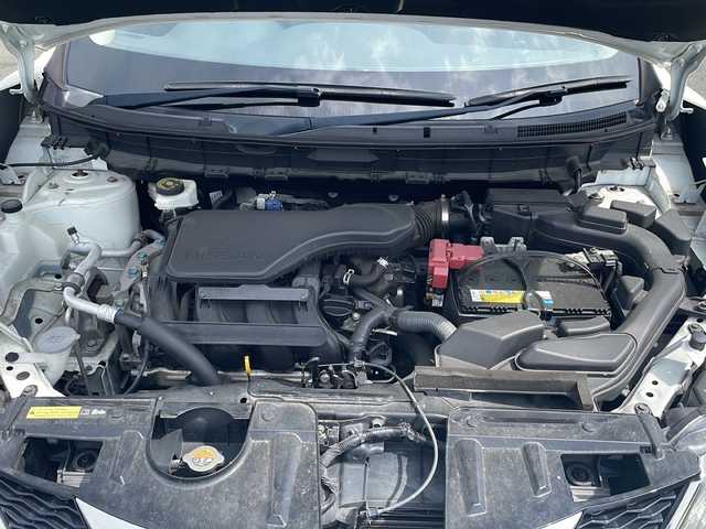 日産 エクストレイル 20X エマージェンシーブレーキ 京都府 2017(平29)年 8万km ブリリアントホワイトパール 純正ナビ　アラウンドビューモニター　Ｂｌｕｅｔｏｏｔｈオーディオ　ＵＳＢ接続　フルセグ　ＤＶＤ再生　クルーズコントロール　カブロンシート　シートヒーター　ブラインドスポットモニター　ＬＥＤライト