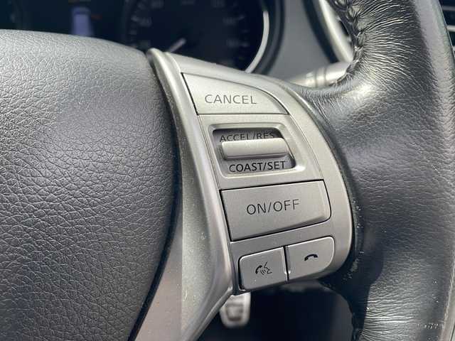 日産 エクストレイル 20X エマージェンシーブレーキ 京都府 2017(平29)年 8万km ブリリアントホワイトパール 純正ナビ　アラウンドビューモニター　Ｂｌｕｅｔｏｏｔｈオーディオ　ＵＳＢ接続　フルセグ　ＤＶＤ再生　クルーズコントロール　カブロンシート　シートヒーター　ブラインドスポットモニター　ＬＥＤライト