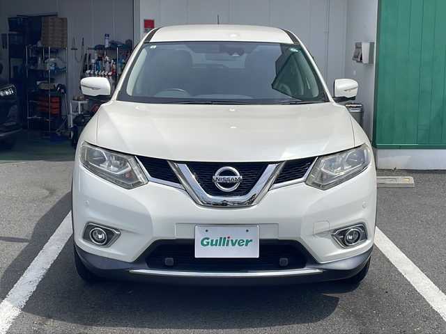 日産 エクストレイル 20X エマージェンシーブレーキ 京都府 2017(平29)年 8万km ブリリアントホワイトパール 純正ナビ　アラウンドビューモニター　Ｂｌｕｅｔｏｏｔｈオーディオ　ＵＳＢ接続　フルセグ　ＤＶＤ再生　クルーズコントロール　カブロンシート　シートヒーター　ブラインドスポットモニター　ＬＥＤライト