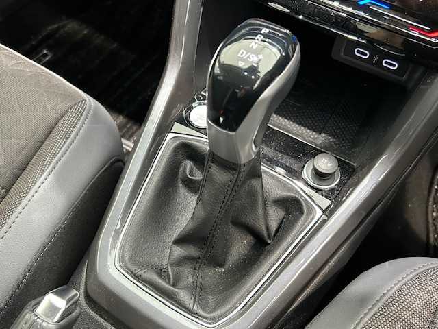 フォルクスワーゲン ＶＷ Ｔ－クロス TSI アクティブ 宮城県 2023(令5)年 1.9万km 白 アダプティブ・クルーズ・コントロール/リヤクロストラフィックアラート/ブラインドスポットモニター/レーンアシスト/純正ナビ/（Discover Pro）/・バックカメラ/・Bluetooth/USB/Apple Carplay/AndroidAuto/・純正ビルトインETC2.0/前後コーナーセンサー/MTモード付きAT/ルーフレール/プッシュスタート/スマートキー/・スペアキー/アイドリングストップ/純正LEDヘッドライト/・オートライト/・フォグランプ/純正アルミホイール/純正フロアマット