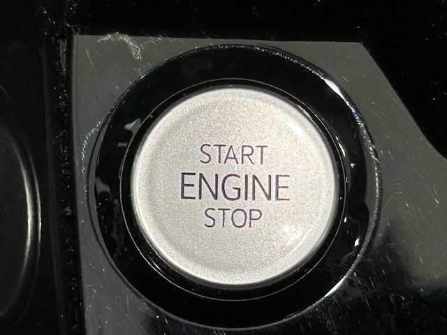 フォルクスワーゲン ＶＷ Ｔ－クロス TSI アクティブ 宮城県 2023(令5)年 1.9万km 白 アダプティブ・クルーズ・コントロール/リヤクロストラフィックアラート/ブラインドスポットモニター/レーンアシスト/純正ナビ/（Discover Pro）/・バックカメラ/・Bluetooth/USB/Apple Carplay/AndroidAuto/・純正ビルトインETC2.0/前後コーナーセンサー/MTモード付きAT/ルーフレール/プッシュスタート/スマートキー/・スペアキー/アイドリングストップ/純正LEDヘッドライト/・オートライト/・フォグランプ/純正アルミホイール/純正フロアマット