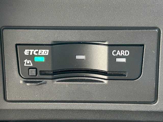 フォルクスワーゲン ＶＷ Ｔ－クロス TSI アクティブ 宮城県 2023(令5)年 1.9万km 白 アダプティブ・クルーズ・コントロール/リヤクロストラフィックアラート/ブラインドスポットモニター/レーンアシスト/純正ナビ/（Discover Pro）/・バックカメラ/・Bluetooth/USB/Apple Carplay/AndroidAuto/・純正ビルトインETC2.0/前後コーナーセンサー/MTモード付きAT/ルーフレール/プッシュスタート/スマートキー/・スペアキー/アイドリングストップ/純正LEDヘッドライト/・オートライト/・フォグランプ/純正アルミホイール/純正フロアマット