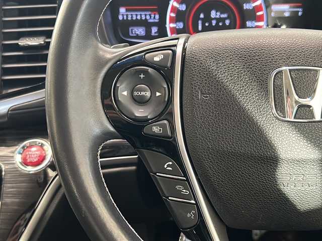 ホンダ オデッセイ アブソルート EX 栃木県 2014(平26)年 6.2万km プレミアムヴィーナスブラックP 純正フリップモニター/純正HDDナビ/　フルセグTV/HDMI/Bluetooth/DISC/あんしんパッケージ/・シティブレーキアクティブシステム/・1列目シート用i-サイドエアバッグシステム/・サイドカーテンエアバッグシステム/コンフォートビューパッケージ/黒革ハーフレザーシート/全周囲カメラ/クルーズコントロール/パドルシフト/両側パワースライドドア/ブラインドスポットモニター/ETC/AUTOライト/LEDヘッドライト/LEDルームランプ/純正フロアマット/純正ドアバイザー