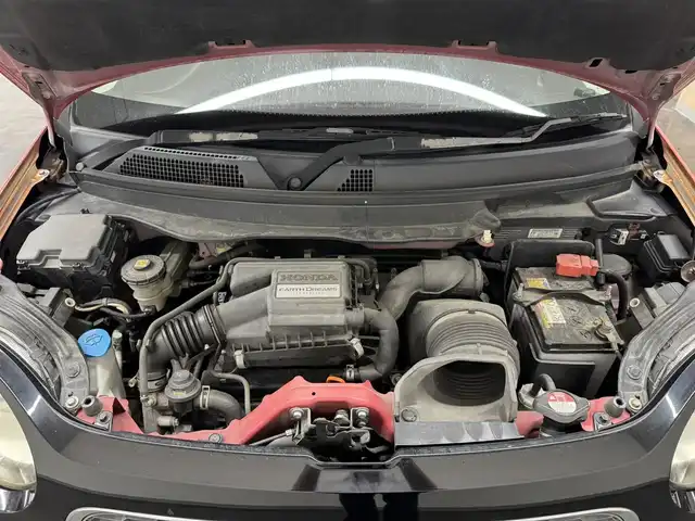 ホンダ Ｎ ＯＮＥ プレミアム ツアラー Lパッケージ 三重県 2013(平25)年 8万km ミラノレッド ガソリン・ターボ/FF/MTモード付 インパネCVT/6.2インチナビ NX513/（FM/AM/CD/DVD/TV/SD/Bluetooth/AUX/USB/iPod）/バックカメラ/ETC/安全/・VSA（ABS・横滑り抑制・TCS）/・運転席・助手席エアバッグ/など/装備/・クルーズコントロール/・パドルシフト/・オートエアコン/・オートライト/・キセノンヘッドライト/・ステアリングスイッチ/・ECONスイッチ/・プッシュスタート/・スマートキーx2/・電動格納ドアミラー/・純正15inAW/・2トーン外装色『ミラノレッド＆ブラック』［R81E］/など