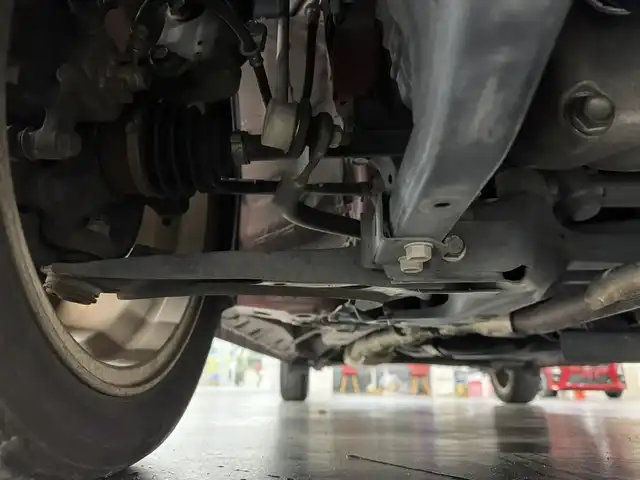 ホンダ Ｎ ＯＮＥ プレミアム ツアラー Lパッケージ 三重県 2013(平25)年 8万km ミラノレッド ガソリン・ターボ/FF/MTモード付 インパネCVT/6.2インチナビ NX513/（FM/AM/CD/DVD/TV/SD/Bluetooth/AUX/USB/iPod）/バックカメラ/ETC/安全/・VSA（ABS・横滑り抑制・TCS）/・運転席・助手席エアバッグ/など/装備/・クルーズコントロール/・パドルシフト/・オートエアコン/・オートライト/・キセノンヘッドライト/・ステアリングスイッチ/・ECONスイッチ/・プッシュスタート/・スマートキーx2/・電動格納ドアミラー/・純正15inAW/・2トーン外装色『ミラノレッド＆ブラック』［R81E］/など