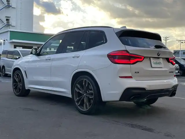 ＢＭＷ Ｘ３ M40d 東京都 2019(令1)年 6.6万km アルピンホワイトⅢ ４WD/ハイラインＰＫＧ/パノラマＳＲ/茶革/Ｒシートヒーター/Ｍスポーツブレーキ/18インチスタッドレスケレナーズAW（24年製）/メーカーナビ/ＢＭＷＨＵＤ/Ｍ４０ｄ専用デザインエレメント/アンビエントライト/パーキングアシストプラス/ドライビングアシストプラス/ハイマウント・ブレーキ・ライト（LED）/アダプティブ・ヘッドライト/自動防眩ドア・ミラー/ETC2.0/アイドリングストップ/スペアキー