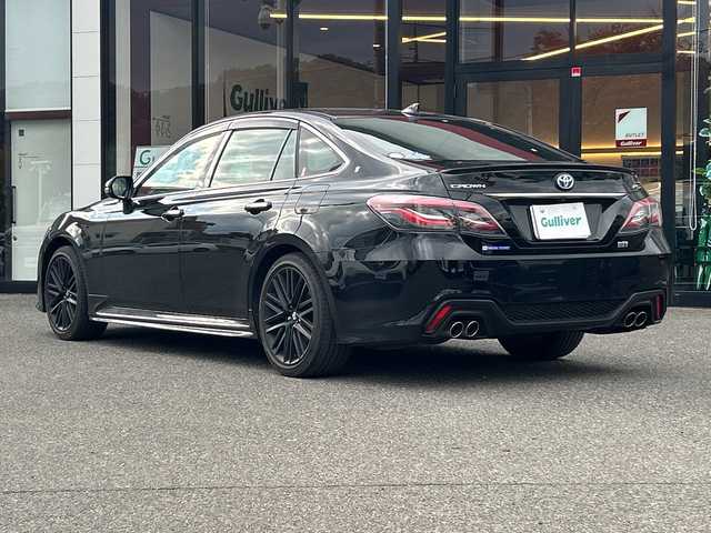 トヨタ クラウン ハイブリッド RS リミテッドⅡ 大阪府 2022(令4)年 4.1万km ブラック 衝突軽減　１２．３型ナビ　全周囲カメラ　フルセグＴＶ　ＢＴ　ＣＤ　ＤＶＤ　レザーシート　パワーシート　シートヒーター　ベンチレーション　ＨＵＤ　ＢＳＭ　レーダークルーズコントロール　ＥＴＣ　ＬＥＤヘッドライト　シーケンシャルウィンカー　コーナーセンサー　左右独立エアコン　取扱説明書　保証書