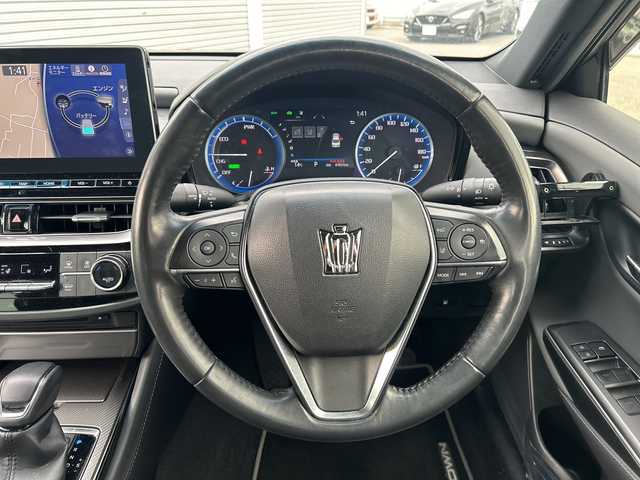 トヨタ クラウン ハイブリッド RS リミテッドⅡ 大阪府 2022(令4)年 4.1万km ブラック 衝突軽減　１２．３型ナビ　全周囲カメラ　フルセグＴＶ　ＢＴ　ＣＤ　ＤＶＤ　レザーシート　パワーシート　シートヒーター　ベンチレーション　ＨＵＤ　ＢＳＭ　レーダークルーズコントロール　ＥＴＣ　ＬＥＤヘッドライト　シーケンシャルウィンカー　コーナーセンサー　左右独立エアコン　取扱説明書　保証書