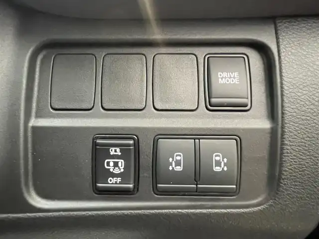 日産 セレナ e－パワー ハイウェイスター V 福岡県 2022(令4)年 1.7万km アズライトブルー 純正7型SDナビ(フルセグTV/CD/DVD/BT)/アラウンドビューモニター/プロパイロット/エマージェンシーブレーキ/コーナーセンサー/ブラインドスポットモニター/両側電動パワースライドドア/ドラレコ/ETC/デジタルインナーミラー/純正LEDヘッドライト/純正15インチアルミホイール/スマートキー/プッシュスタート