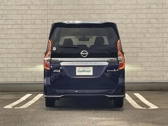 日産 セレナ e－パワー ハイウェイスター V 福岡県 2022(令4)年 1.7万km アズライトブルー 純正7型SDナビ(フルセグTV/CD/DVD/BT)/アラウンドビューモニター/プロパイロット/エマージェンシーブレーキ/コーナーセンサー/ブラインドスポットモニター/両側電動パワースライドドア/ドラレコ/ETC/デジタルインナーミラー/純正LEDヘッドライト/純正15インチアルミホイール/スマートキー/プッシュスタート