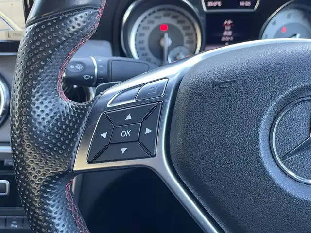 メルセデス・ベンツ ＣＬＡ２５０ 静岡県 2014(平26)年 4.3万km カルサイトホワイト レーダーセーフティパッケージ/ハーフレザーシート/ブラインドスポットアシスト/COMANDシステム/(CD/DVD/Bluetooth/フルセグ)/衝突被害軽減システム/バックカメラ/アダプティブクルーズコントロール/レーンキープアシスト/パーキングアシスト/メモリー付パワーシート/キーレスキー/ETC/ドライブレコーダー/純正フロアマット/純正18インチアルミホイール/保証書/取扱説明書