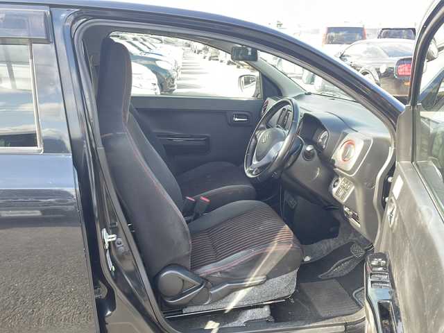 スズキ アルト ターボRS 徳島県 2017(平29)年 10.2万km ブルーイッシュブラックパール3 衝突軽減ブレーキ/純正7インチナビ/（Bluetooth/フルセグTV/CD/DVD/SD/AUX/ipod）/インタークーラーターボ/パドルシフト/シートヒーター/HIDヘッドライト/オートライト/ETC/ドライブレコーダー/電格ミラー/ドアバイザー/社外AW/純正フロアマット/プッシュスタート/スマートキー