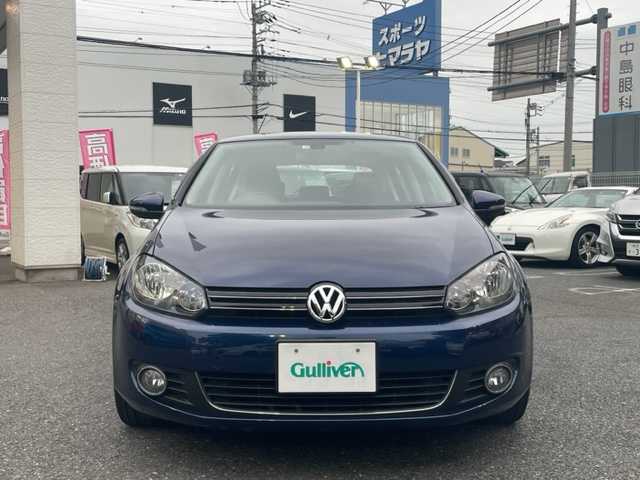 フォルクスワーゲン ゴルフ TSI コンフォートライン 埼玉県 2009(平21)年 7.3万km 紺 AIS検査済み/2010yモデル/登録時走行距離72532km/純正16インチアルミホイール/社外ディスプレイオーディオ/（CD/DVD/BT）/ETC/オートライト/フォグランプ/リモコンキー/電動格納ミラー/スペアタイヤ/ドアバイザー/取扱説明書