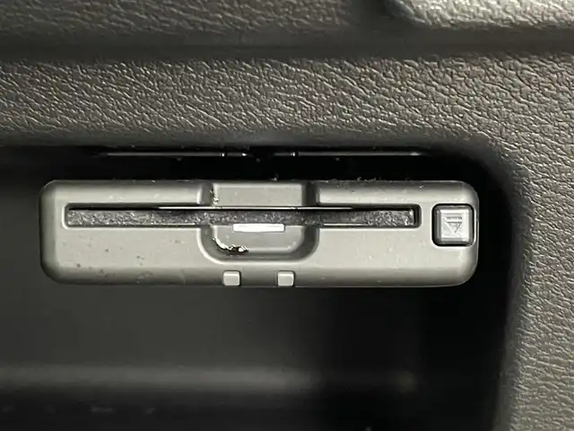 日産 デイズ HWS X プロパイロットED 埼玉県 2019(令1)年 5.2万km スパークリングレッド/ブラック エマージェンシーブレーキ/純正9型ナビTV/（MM319D-L/CD/DVD/Bluetooth/フルセグTV)/純正ドライブレコーダー/純正LEDオートライト/純正LEDフォグ/純正14インチアルミ/純正フロアマット/プロパイロット/オートマチックハイビーム/クリアランスソナー/ウインカードアミラー/オートエアコン/電子パーキング/オートホールド/本革巻ハンドル/リアプライバシーガラス/インテリジェントキー/プッシュエンジンスタート