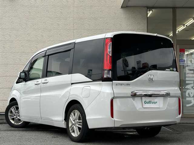 ホンダ ステップワゴン B ホンダセンシング 兵庫県 2019(平31)年 11.3万km プラチナホワイトパール 純正ナビ/(CD/DVD/BT/USB/iPod)/フルセグTV/バックカメラ/ETC/片側パワースライドドア/衝突軽減ブレーキ/レーダークルーズコントロール/ステアリングリモコン/ヘッドライトレベライザー/リモコンキー/電動格納ミラー/社外フロアマット/純正フロアマット/純正アルミ16インチ