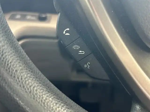 ホンダ ステップワゴン B ホンダセンシング 兵庫県 2019(平31)年 11.3万km プラチナホワイトパール 純正ナビ/(CD/DVD/BT/USB/iPod)/フルセグTV/バックカメラ/ETC/片側パワースライドドア/衝突軽減ブレーキ/レーダークルーズコントロール/ステアリングリモコン/ヘッドライトレベライザー/リモコンキー/電動格納ミラー/社外フロアマット/純正フロアマット/純正アルミ16インチ
