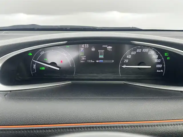 トヨタ シエンタ ハイブリッド ファンベースG 愛知県 2019(令1)年 5.9万km ホワイトパールクリスタルシャイン TRDエアロ/（フロント、サイド、リア）/後席モニター2個/全方位カメラ/両側パワーサプライ/テレビキャンセラー/アルパインナビ/クルーズコントロール/Bluetooth/フルセグTV/ドライブレコーダー/純正AW/レーンキープ/オートライト/オートマチックハイビーム/純正フロアマット