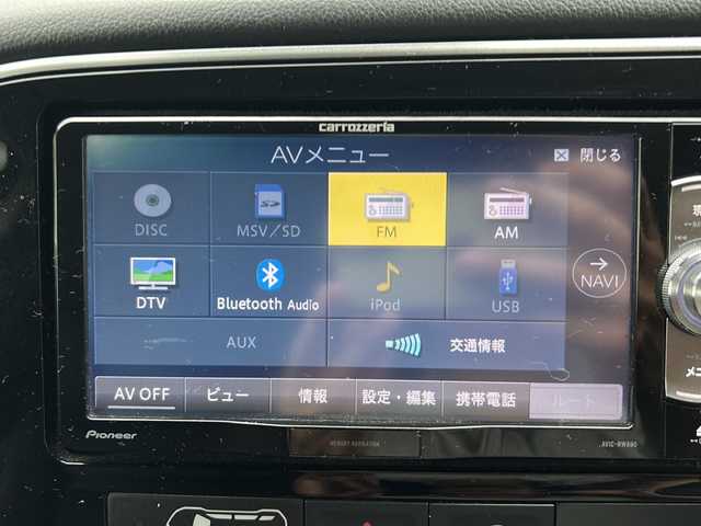 三菱 アウトランダー ＰＨＥＶ G セーフティパッケージ 沖縄県 2017(平29)年 8.8万km アメジストブラック ナビ/（AM/FM/CD/DVD/BT) /フルセグTV /衝突軽減装置 /ETC /エアシート、シートヒーター（D/N席）/PHEV充電コード /ステアリングヒーター /クルコン /レーンキープアシスト