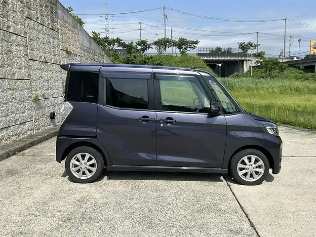三菱 ｅＫスペース カスタムG セーフティパッケージ 長崎県 2017(平29)年 4.2万km パープリッシュネイビーパール 純正メモリナビ/（フルセグテレビ/CD/DVD/BT）/片側パワースライドドア/衝突軽減ブレーキ/横滑り防止装置/LEDヘッドライト/フォグランプ/純正14インチAW/電格ミラー/アイドリングストップ/プッシュスタート/ドアバイザー