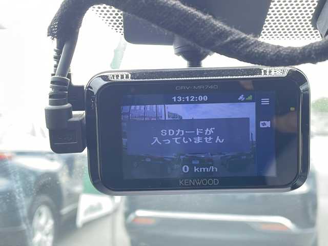 トヨタ エスクァイア ハイブリッド Gi 兵庫県 2015(平27)年 8万km ブラック 社外11型ナビ/・BT/・TV/・AM/FM/クルーズコントロール/前席シートヒーター/前後ドラレコ/ビルトインETC/ステアリングスイッチ/LEDライト/電格ミラー/置くだけ充電/純正フロアマット/ドアバイザー