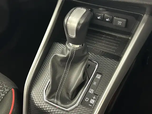 トヨタ ライズ Z 佐賀県 2020(令2)年 3.9万km ブラックマイカメタリック/シャイニングホワイトパール 社外9インチナビ/AM/FM/CD/DVD/SD/BT/USB/フルセグTV/アラウンドビューモニター/レーダークルーズコントロール/トヨタセーフティセンス/モデリスタエアロ/シートヒーター/ビルトインETC/前後ドライブレコーダー/フロアマット/ドアバイザー/前後コーナーセンサー/純正17インチアルミホイール/LEDヘッドライト/フォグランプ/スマートキー