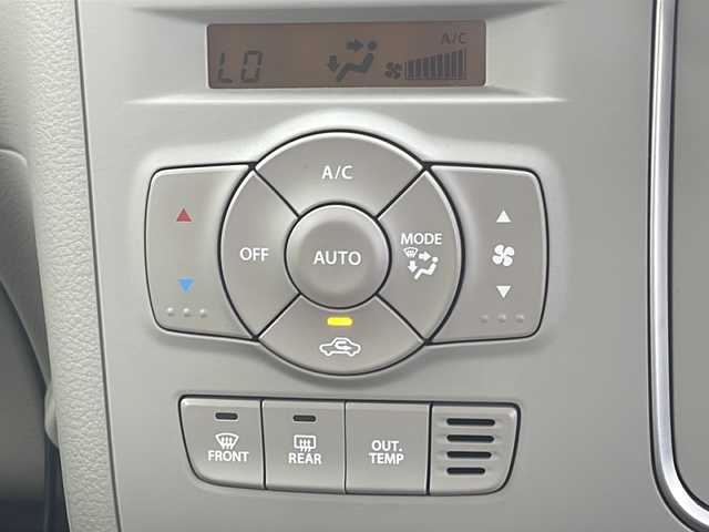 スズキ ラパン ＬＣ L 千葉県 2023(令5)年 1.3万km トラッドカーキメタリック トラッドカーキ　ナビＭＤＶ－Ｄ３０８ＢＴＷ　シートヒーター　ＥＴＣ　ＵＳＢ セーフティサポート デュアルセンサーブレーキサポート 誤発進抑制機能（後方含む） 後退時ブレーキサポート LEDライト/外部検査実施済み/社外メモリーナビ/（ワンセグTV/Bluetooth/USB）/セーフティサポート/・デュアルセンサーブレーキサポート/・誤発進抑制機能（後方含む）/・後退時ブレーキサポート/・車線逸脱警報機能/・先行車発進お知らせ機能/・ハイビームアシスト/・リアパーキングセンサー/・ふらつき警報機能/・標識認識機能/LEDヘッドライト/スマートキー/ETC/D席シートヒーター/横滑り防止機能/保証書/取扱説明書/スペアキー