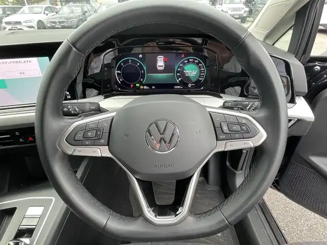 フォルクスワーゲン ＶＷ ゴルフ ヴァリアント TDI アクティブアドバンス 滋賀県 2023(令5)年 1.6万km 黒 デジタルメータークラスター/ワイヤレスチャージ/ACC/プリクラッシュブレーキ/レーンキープ/シートヒーター/純正ナビ/バックカメラ/CarPlay/純正17インチAW/ドライブレコーダー