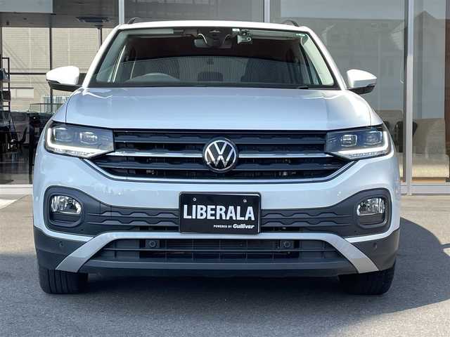 フォルクスワーゲン ＶＷ Ｔ－クロス TSI アクティブ 岐阜県 2022(令4)年 3万km ピュアホワイト セーフティーパッケージ/アダクティブクルーズコントロール　/レーンキープアシスト/ハイビームアシスト　/ブラインドスポットディテクション　/リアビューカメラ/駐車支援システム/パークディスタンスコントロール/オプティカルパーキングシステム/リアトラフィックアラート/同一車線内全車速支援システム/テクノロジーパッケージ/デジタルメータークラスター/スマートフォンワイヤレスチャージング/純正ナビ　/Ａｐｐｌｅ Ｃａｒ Ｐｌａｙ　