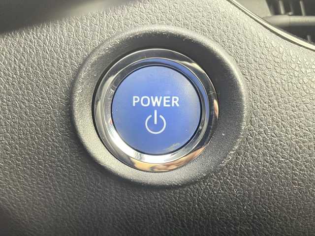 トヨタ Ｃ－ＨＲ G 茨城県 2016(平28)年 6.5万km ブラックマイカ 純正ナビ［NSZT-Y66T］/フルセグ再生可/TRDエアロ/バックカメラ/Toyota Safety Sense /AC100V/純正18インチAW/純正フロアマット/社外ドライブレコーダー/ビルトインETC/LEDヘッドライト