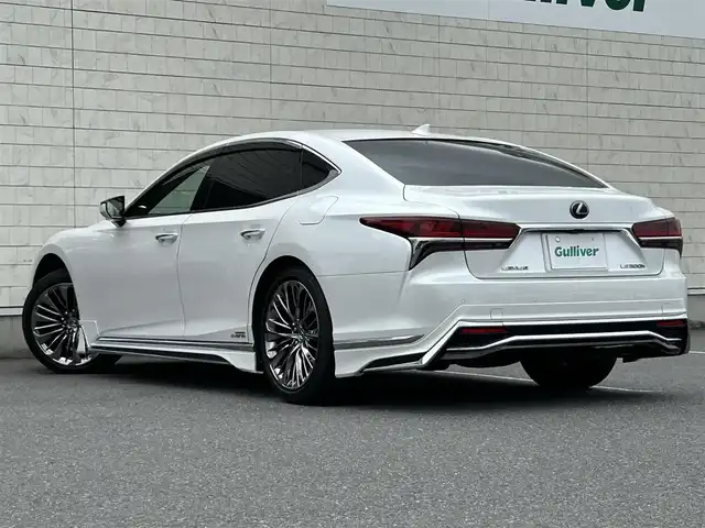 レクサス ＬＳ 500h バージョンL 茨城県 2017(平29)年 13.8万km ソニッククォーツ ワンオーナー/サンルーフ/純正スポイラー/純正HDDナビ/(地デジTV・CD・DVD・BT・USB・ラジオ再生)/レーダークルーズコントロール/レーンアシスト/衝突軽減ブレーキ/コーナーセンサー/本革レザーシート/シートベンチレーション/パワーシート/アラウンドビューカメラ/ビルトインETC/ドライブレコーダー/オートライト/LEDヘッドライト/純正20inアルミホイール/フロアマット/スマートキー/取扱説明書/保証書